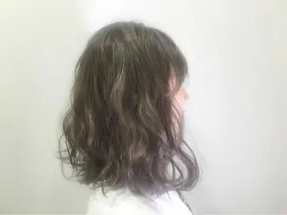 カラー 早川 真幸のヘアスタイル