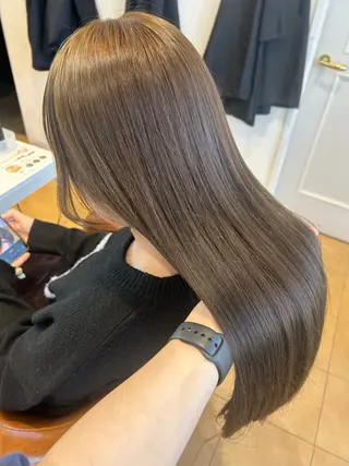 カラー 今中 紗英のヘアスタイル