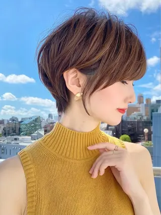 ショート 🌟透明感カラー× 小顔カットの匠🌟のヘアスタイル