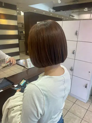 ミディアム 桑田 新菜のヘアスタイル