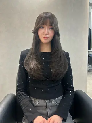 ロング えり 堀江/ボブ /艶髪/レイヤーのヘアスタイル