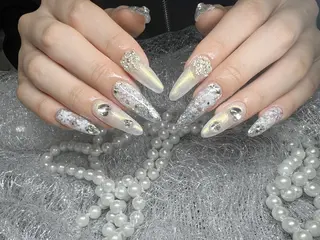 ネイル More Glam 池袋東口店のネイルデザイン