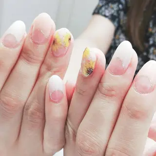 ネイル 柴崎 美幸のネイルデザイン