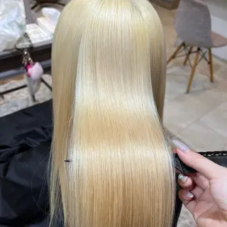 MOMOKA /　Lapis大名店のヘアスタイル