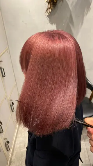 ミディアム カラー earth南柏所属・野老 海音のヘアスタイル