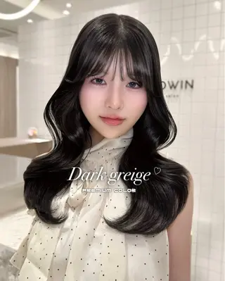 セミロング 𝑀𝐼𝐾𝑈🤍 SALOWIN銀座のヘアスタイル