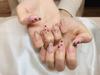 ネイル Kaka_ パラジェル、長さだしのネイルデザイン