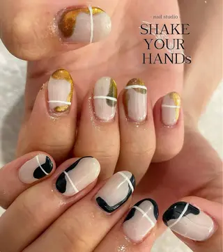 ネイル ネイルスタジオ シェイクユアハンズのネイルデザイン