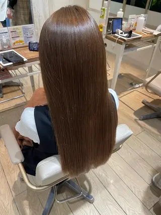 セミロング カラー afloatkobe所属・美髪/髪質改善 川口凌弥のヘアスタイル