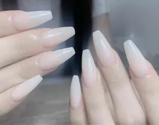 ネイル JINIE689 ジンのネイルデザイン