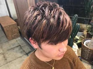 カラー メンズ MIRUCO by KURAKU所属・マキシ ヤスアキのヘアスタイル
