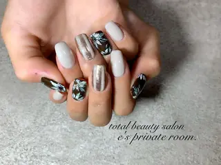 ネイル LAVISH nail salonのネイルデザイン