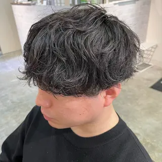 メンズ フェザーパーマ🌙 毛流れ yuzukiのヘアスタイル