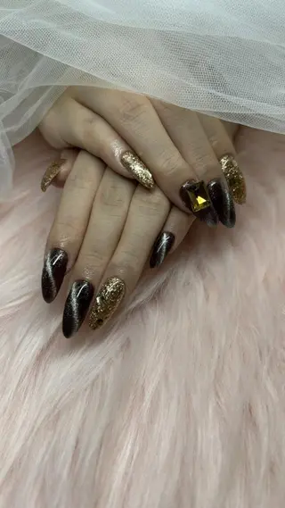 ネイル PEEKABOO NAIL 梅田のネイルデザイン