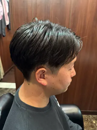 ショート ヒロ銀座ヘアーサロン五反田店所属・清水 温哉のヘアスタイル