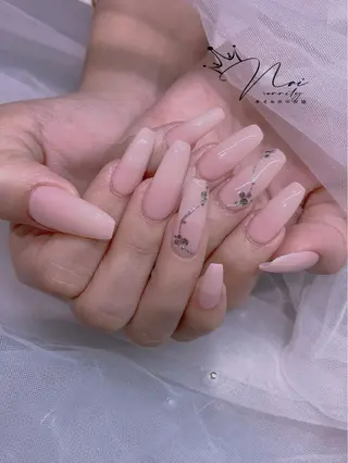 ネイル 美爪パラジェル導入店 Sunnilyのネイルデザイン