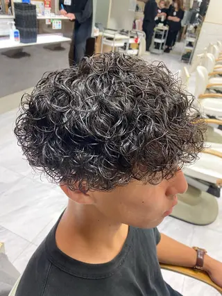 パーマ メンズ 🌴パーマオタク🌴 長谷川　諒佑🌈のヘアスタイル