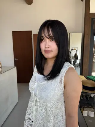 カラー kage Nanamiのヘアスタイル