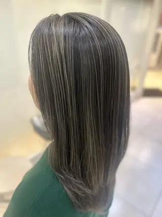 セミロング カラー 髪質改善/縮毛矯正 ササキナツミのヘアスタイル