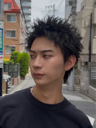 ショート メンズ フェザーパーマ浦和 スパイキーショートのヘアスタイル