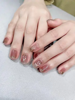 ネイル iiloo aromaworksのネイルデザイン