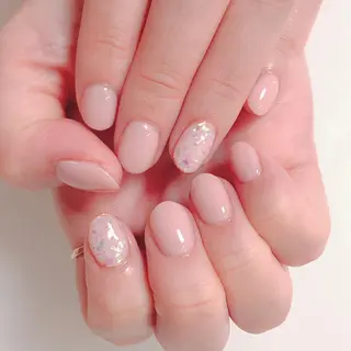 ネイル Lily Roseスタッフ一同のマツエク・マツパデザイン