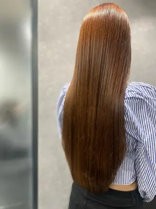 ロング 岩崎 恵実のヘアスタイル