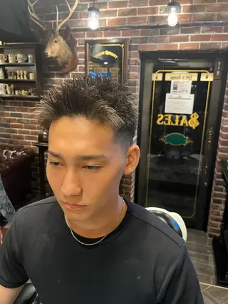 ショート メンズ 佐藤 稜大のヘアスタイル