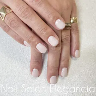 カラー ネイル Elegancia. Hiromiのネイルデザイン