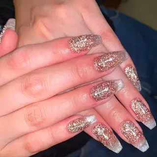 ネイル NES NAIL所属・さゆり￤推しキャラ ￤ロングネイル🩷のネイルデザイン