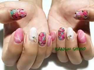 ネイル Elio所属・Elio 国泰寺のネイルデザイン
