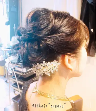 ミディアム ヘアアレンジ 公庄　グジョウ 　隆　　タカシのヘアスタイル