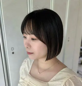 ショート Iris by artina 武蔵小杉店【イリス バイ アルティナ】所属・🎼レイヤー/顔周り カット/nene♬のヘアスタイル