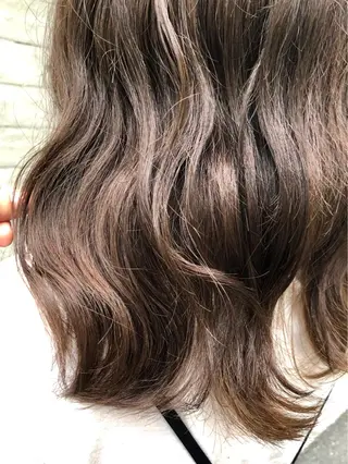 セミロング ✨色持ちの良い艶 カラー✨蟹江真世のヘアスタイル