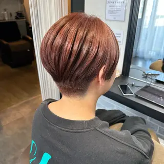 ショート 若泉 真梨のヘアスタイル