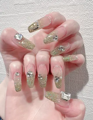 ネイル D-BEAUTY Nailsalonのネイルデザイン