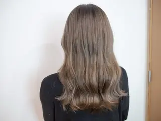 ミディアム カラー Lucca Lance経堂店【ルッカランス】所属・美髪矯正/髪質改善/ 福崎航平のヘアスタイル