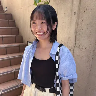 ミディアム カラー 大橋 芽衣のヘアスタイル