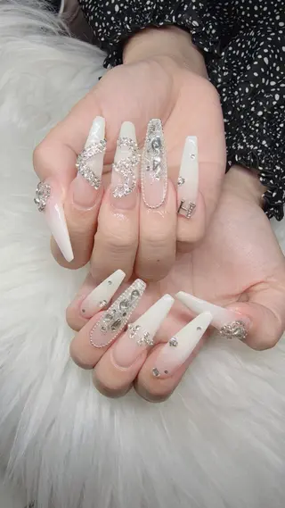 ネイル Lee Nailsのネイルデザイン