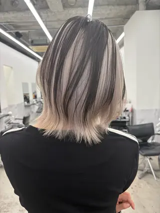 ショート カラー 八代 珠羽のヘアスタイル