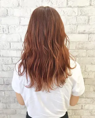 ロング カラー RAG副店長伊藤 真規のヘアスタイル