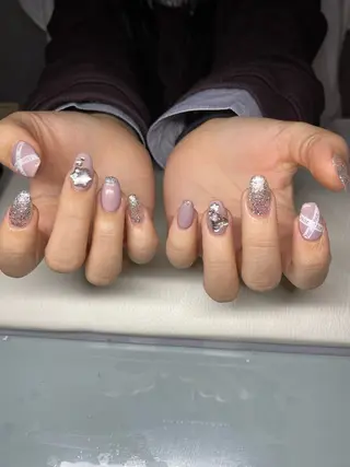 ネイル Hi Beauty 渋谷(ネイル、ハイパーナイフ6、脂肪れいきゃく、マッサージ＆エステサロン)所属・Hi beauty 渋谷のネイルデザイン