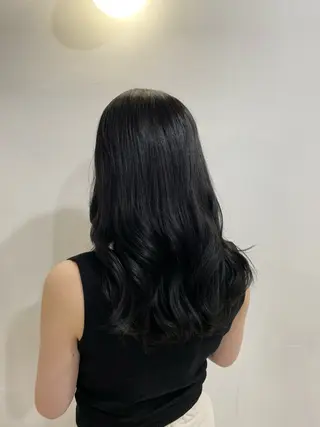 セミロング カラー ハナダ メイのヘアスタイル