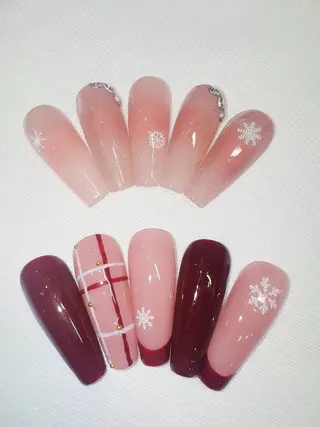 ネイル LEDアイラッシュ ∩_∩アオイのマツエク・マツパデザイン