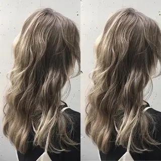 ロング カラー YEAU　PLUS所属・極上の艶髪 RINAのヘアスタイル