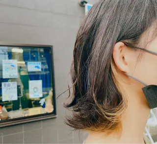 セミロング 佐々木 菜摘のヘアスタイル