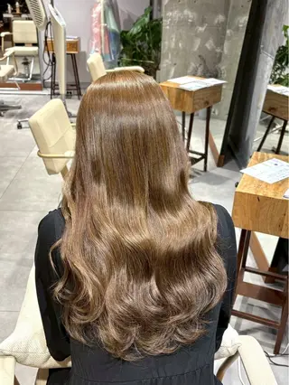 ロング 齋 花音のヘアスタイル