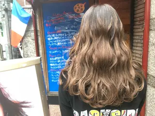 セミロング 下妻 カラーエクステ難波のヘアスタイル