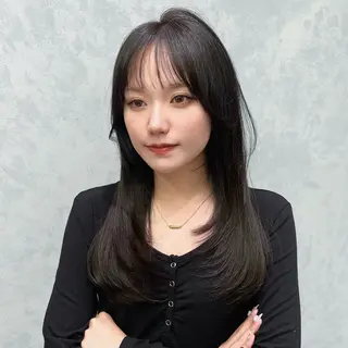 ロング 【elyts】 COCOROのヘアスタイル