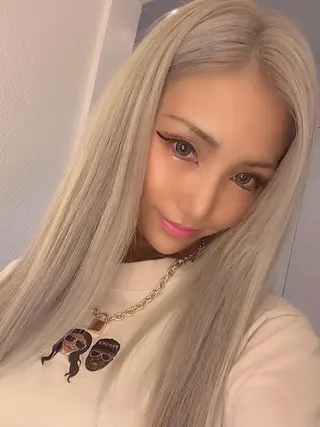 ロング カラー ヘアアレンジ Device ディバイスのヘアスタイル